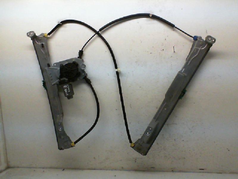 Leve vitre electrique avant droit