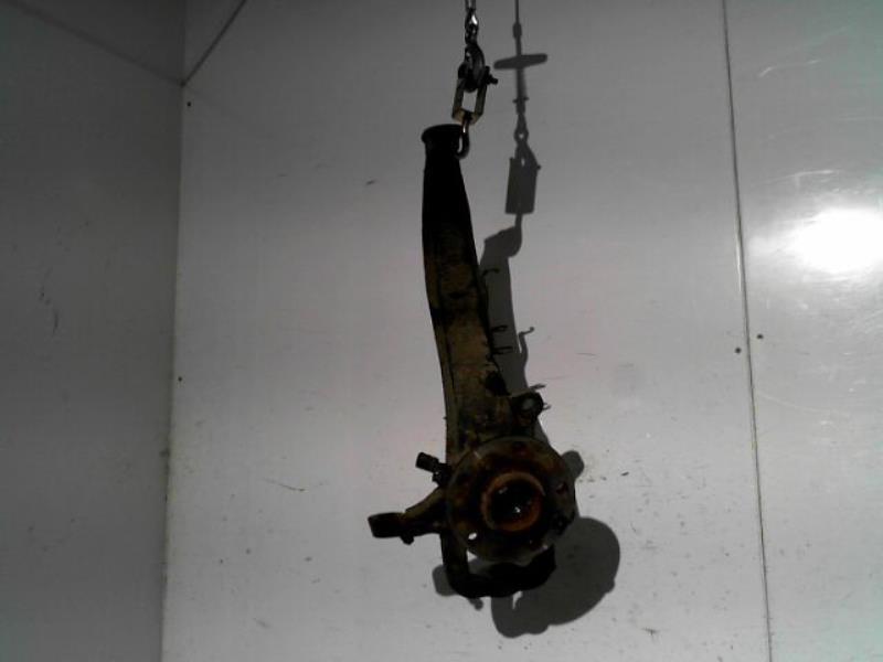 Fusee avant droit