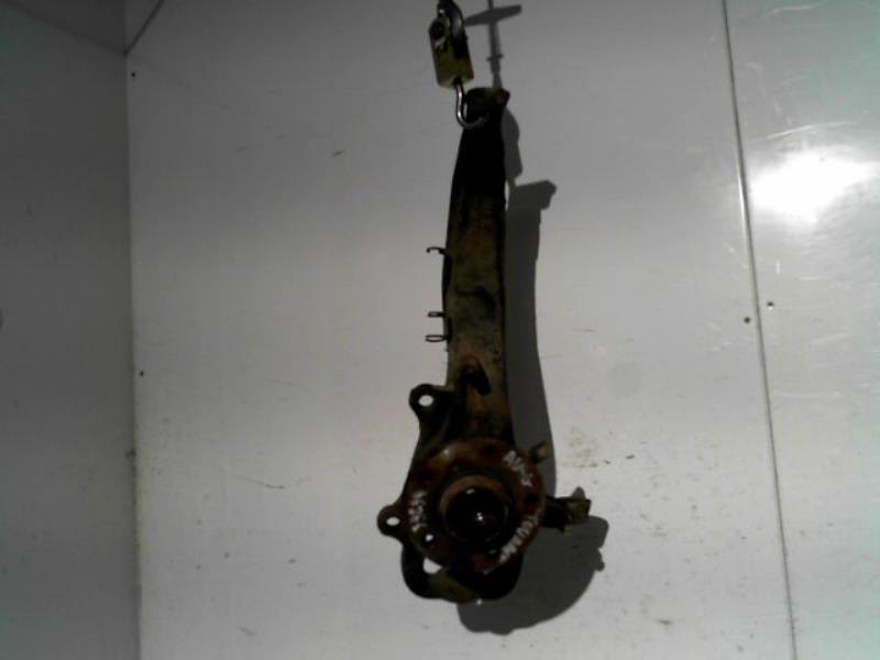 Fusee avant gauche