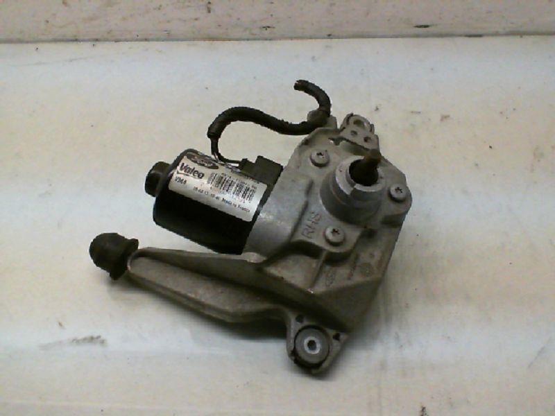 Moteur essuie glace avant