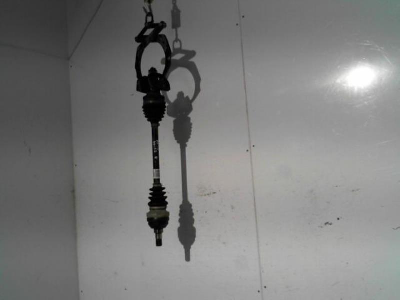 Cardan gauche (transmission)