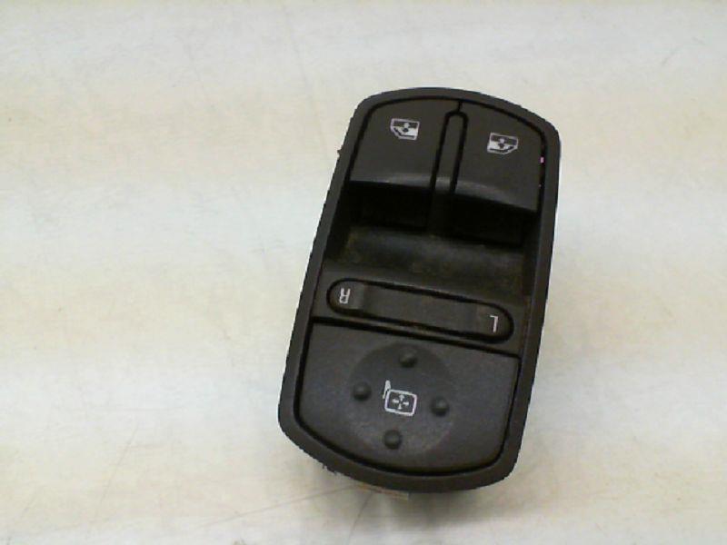 Interruptor de elevalunas delantero izquierdo
