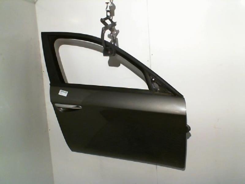 Porte avant droit