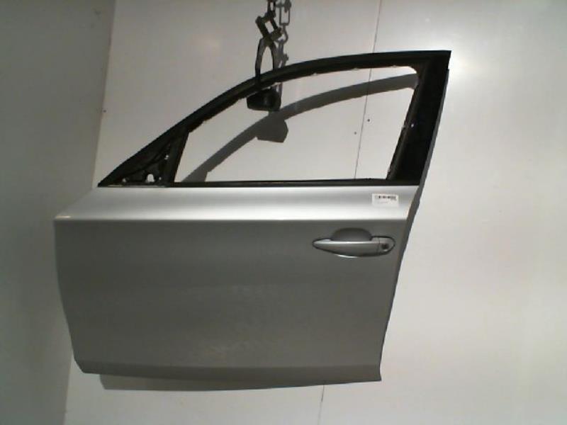 Porte avant gauche