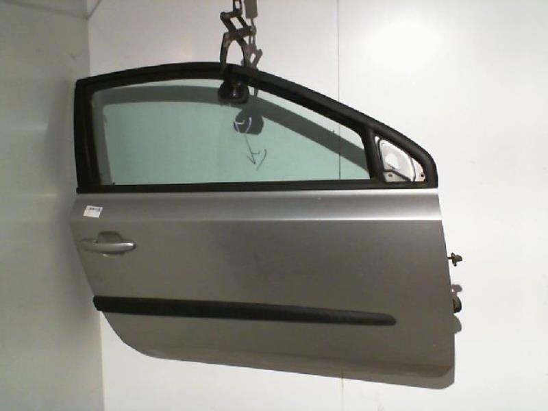 Porte avant droit