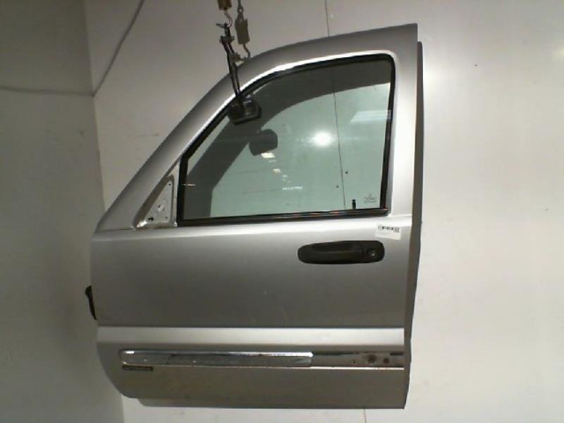 Porte avant gauche