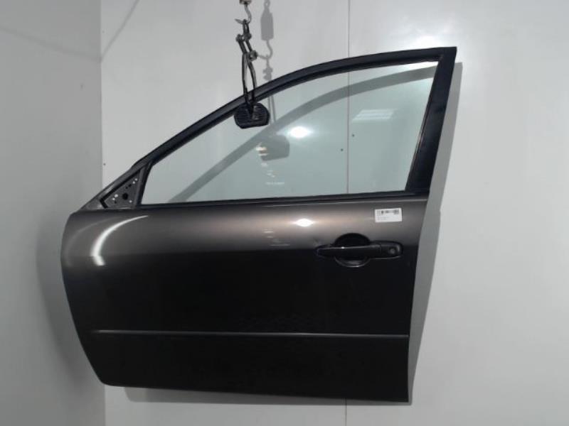 Porte avant gauche