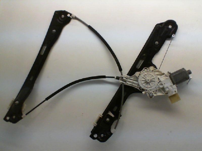 Leve vitre electrique avant droit
