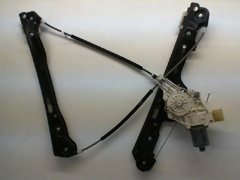 Leve vitre electrique avant gauche