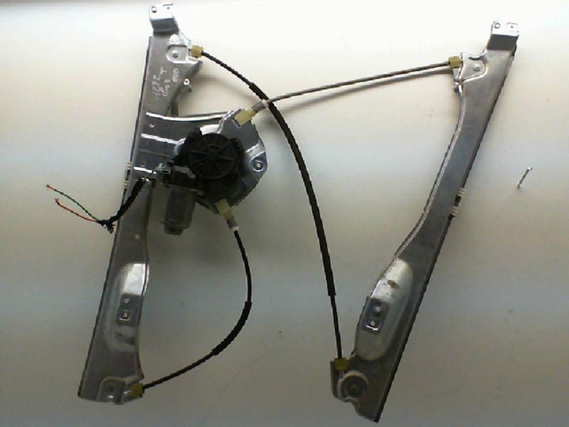 Leve vitre electrique avant droit
