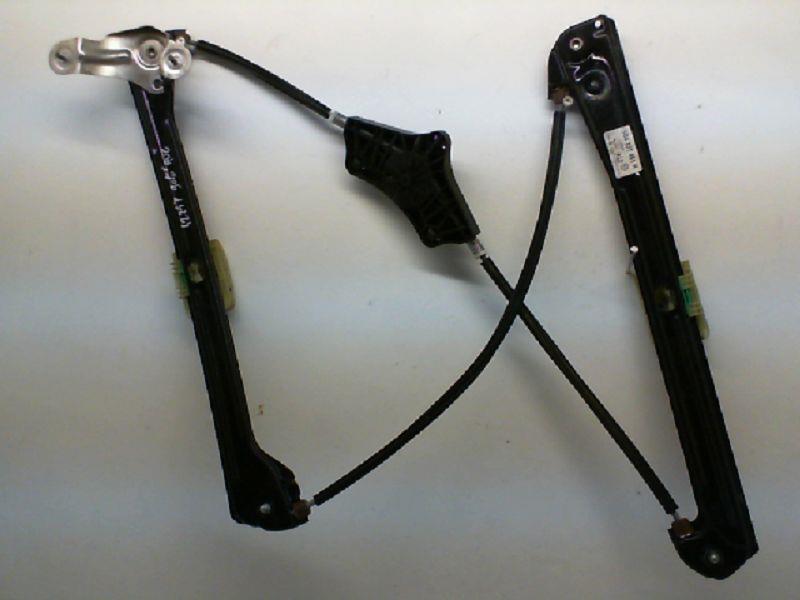 Mecanisme de leve vitre electrique avant gauche