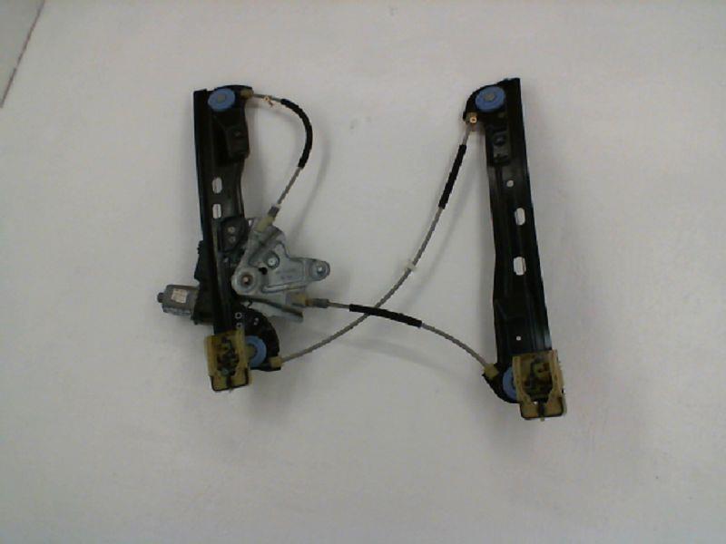 Leve vitre electrique avant droit