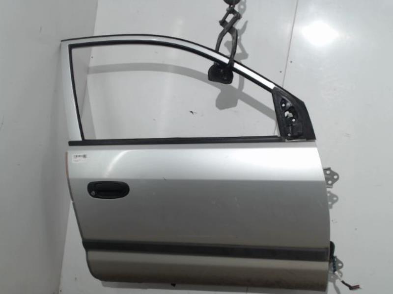 Porte avant droit