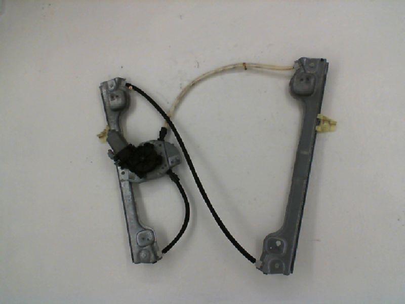 Leve vitre electrique avant droit