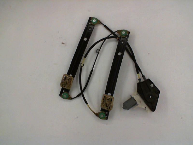 Leve vitre electrique avant droit