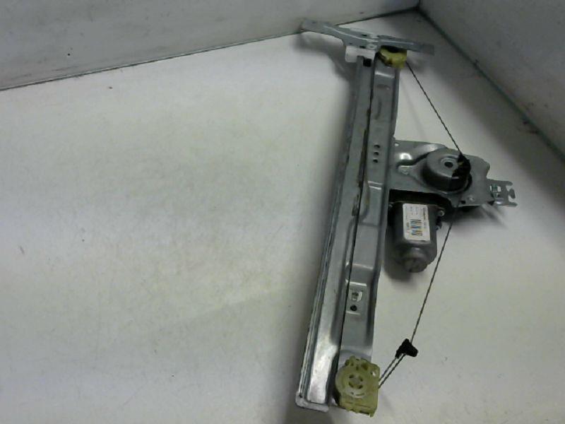 Leve vitre electrique avant droit
