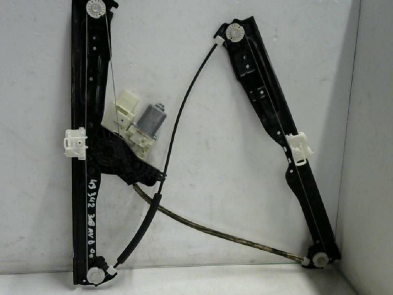 Leve vitre electrique avant droit