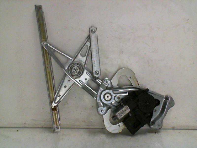 Leve vitre electrique arriere gauche