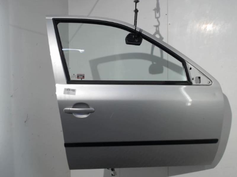 Porte avant droit