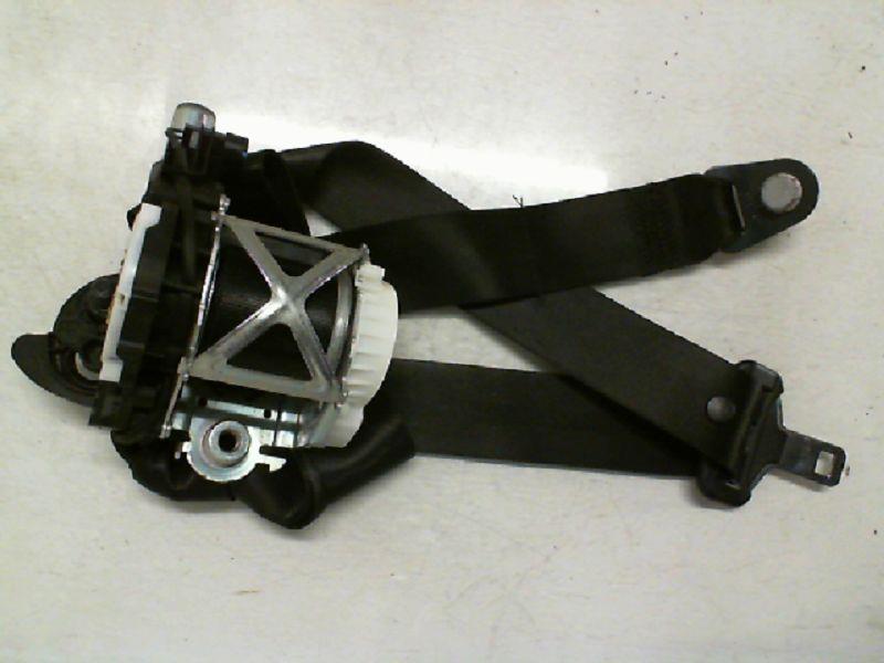 Ceinture avant droit