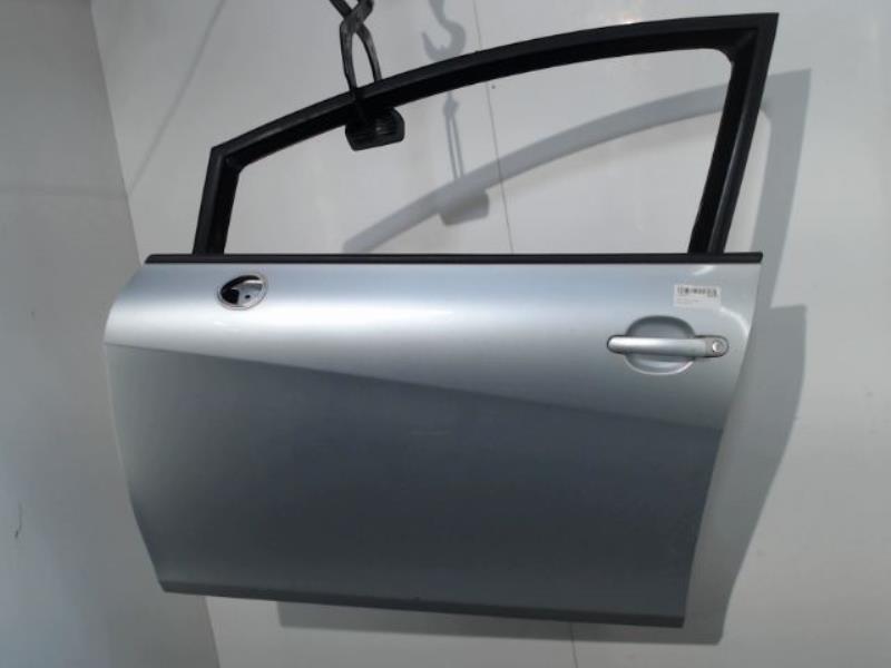 Porte avant gauche