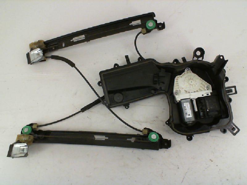 Leve vitre electrique avant droit