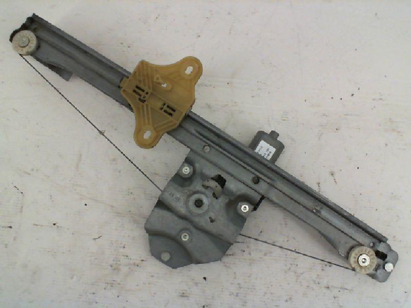 Alzacristalli elettrico anteriore destro