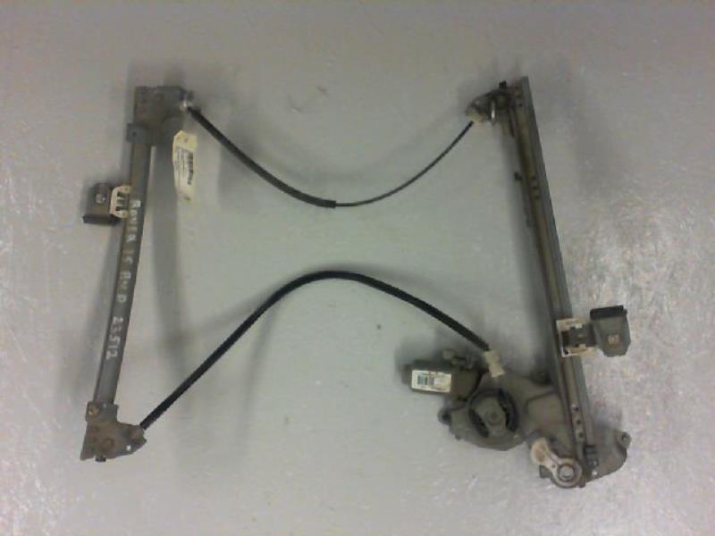 Leve vitre electrique avant droit